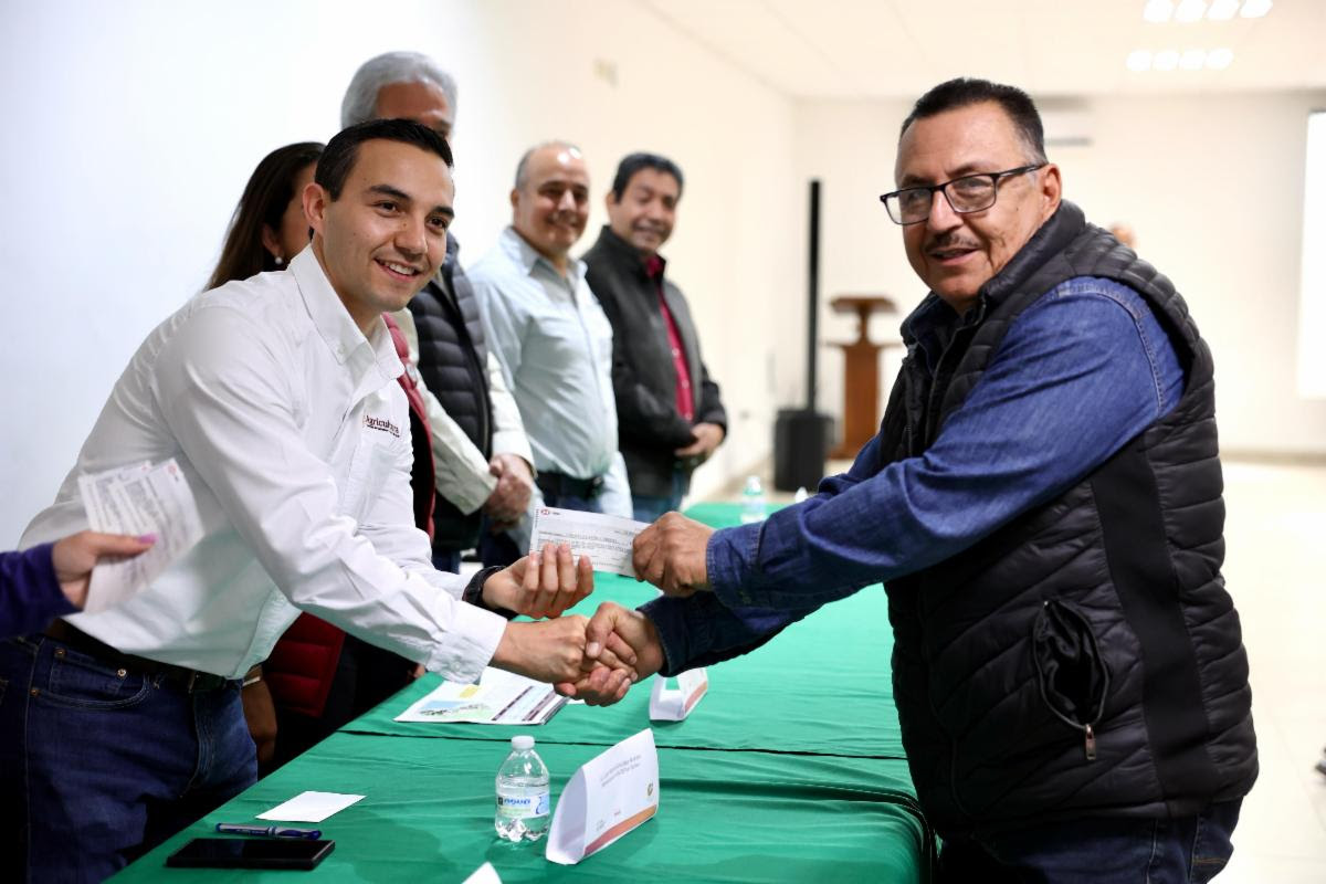 Entrega Gobierno de Sonora apoyos para rastreos fitosanitarios a productores del sur del estado